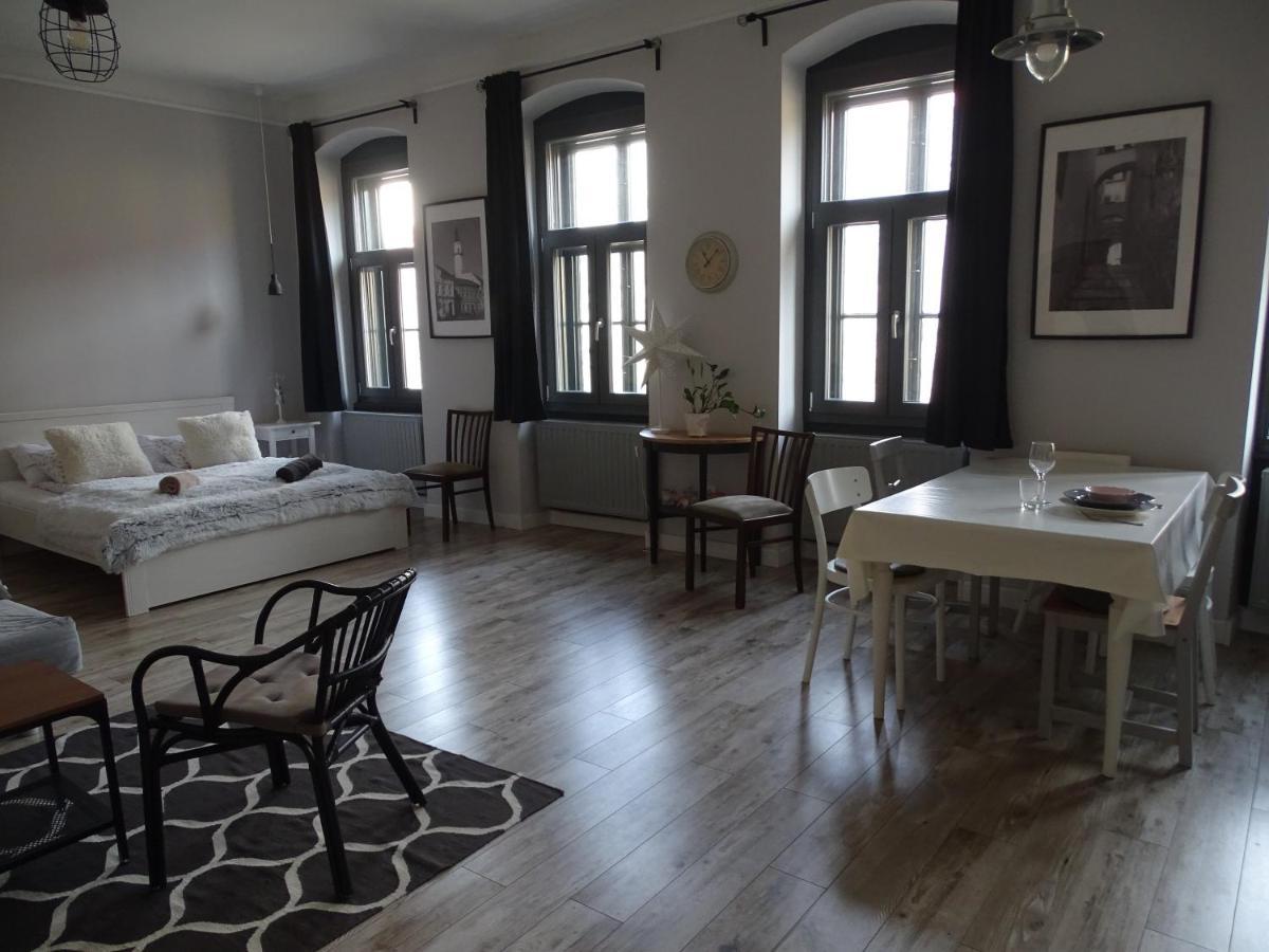 Ovaros Apartman Веспрем Экстерьер фото