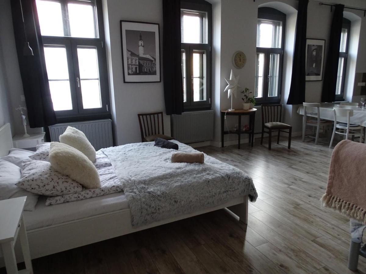 Ovaros Apartman Веспрем Экстерьер фото